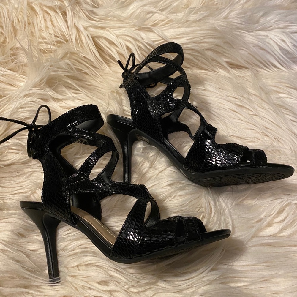 Gianni Bini Criss Cross Lace Tie Back Heels